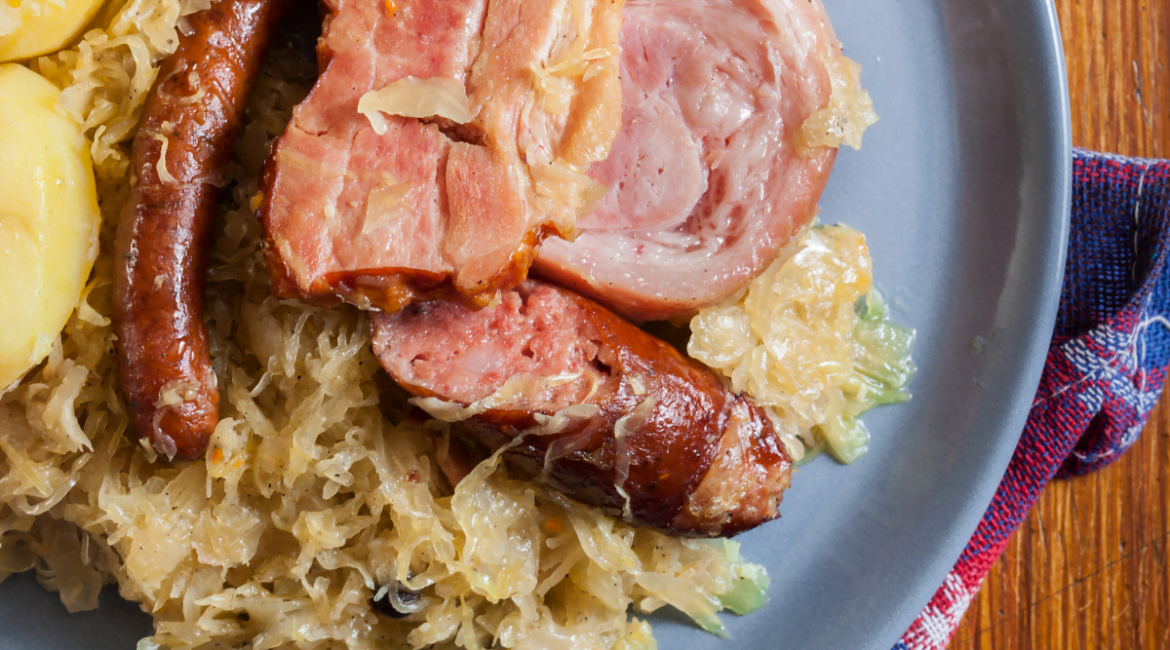 Hearty pork ribs with tangy sauerkraut