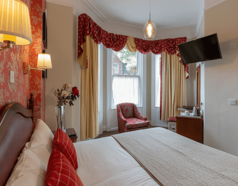 Comfortable double room at Egans Guest House Dublin